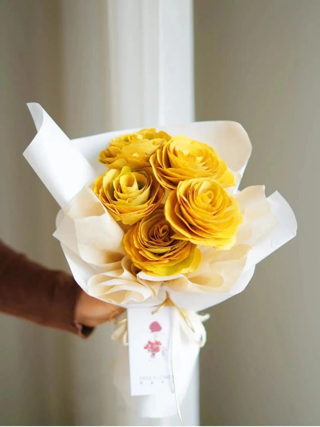 银杏叶咋做玫瑰花,银杏叶怎么做玫瑰花