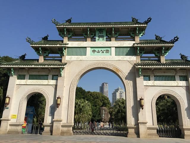 *光春**正好，快来搭乘开往春天的brt~