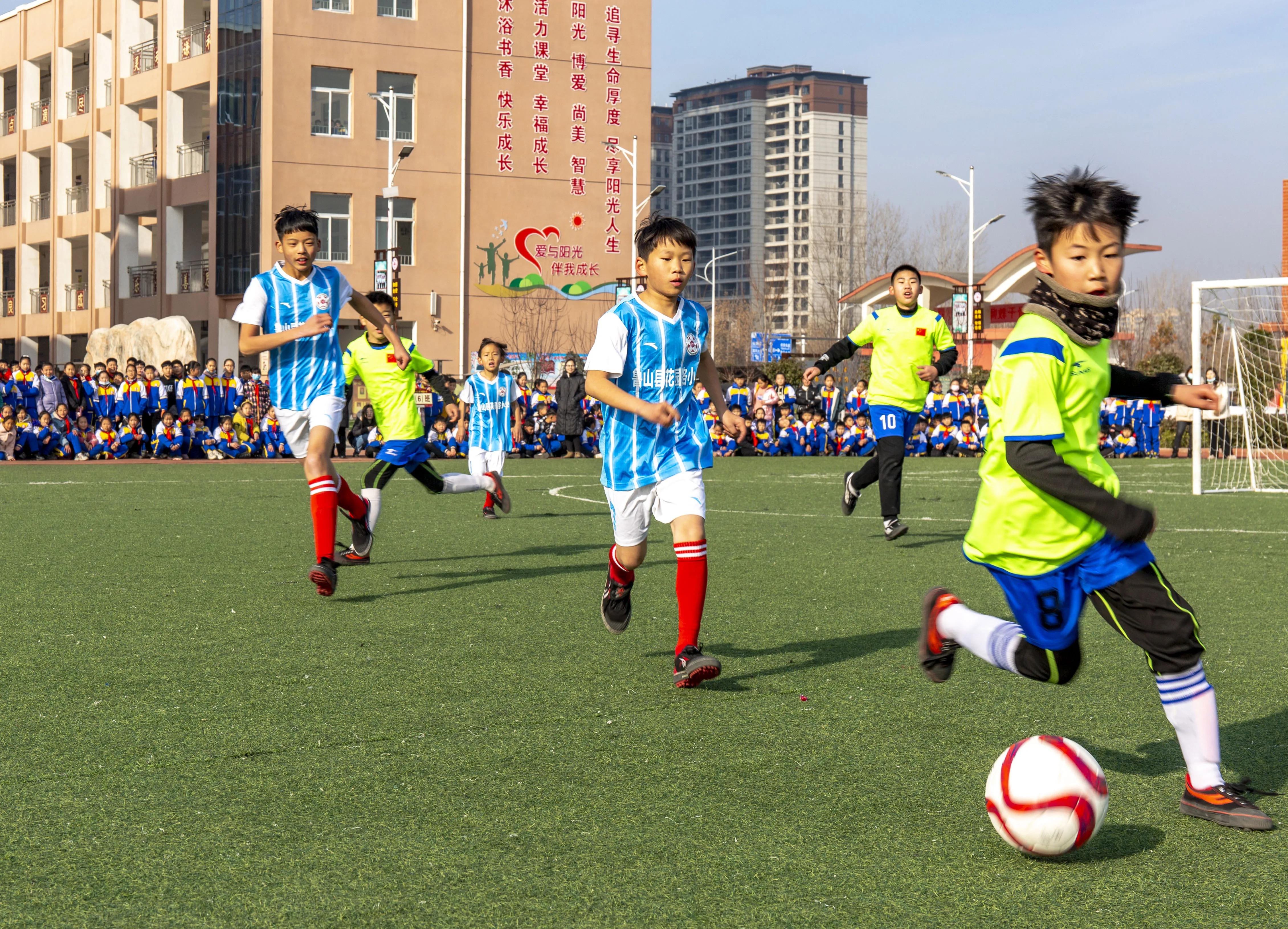 瓒崇悆閫佹暀涓嬩埂,瓒崇悆閫佹暀涓嬩埂娲诲姩