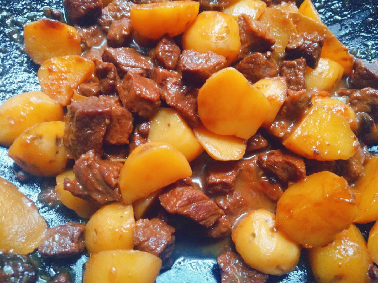 教你在家做西红柿炖牛肉开胃好吃,西红柿土豆炖牛肉汤的做法大全