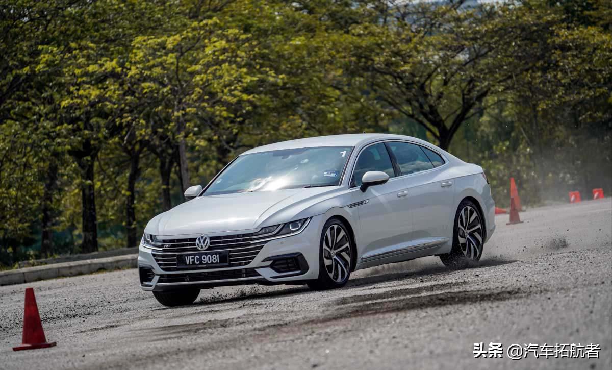 买二手车价格差距大有什么套路,新车和二手车价格差不多怎么选