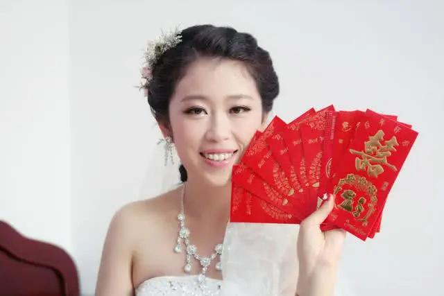 女人结婚的几个阶段,女人结婚第一天该做什么