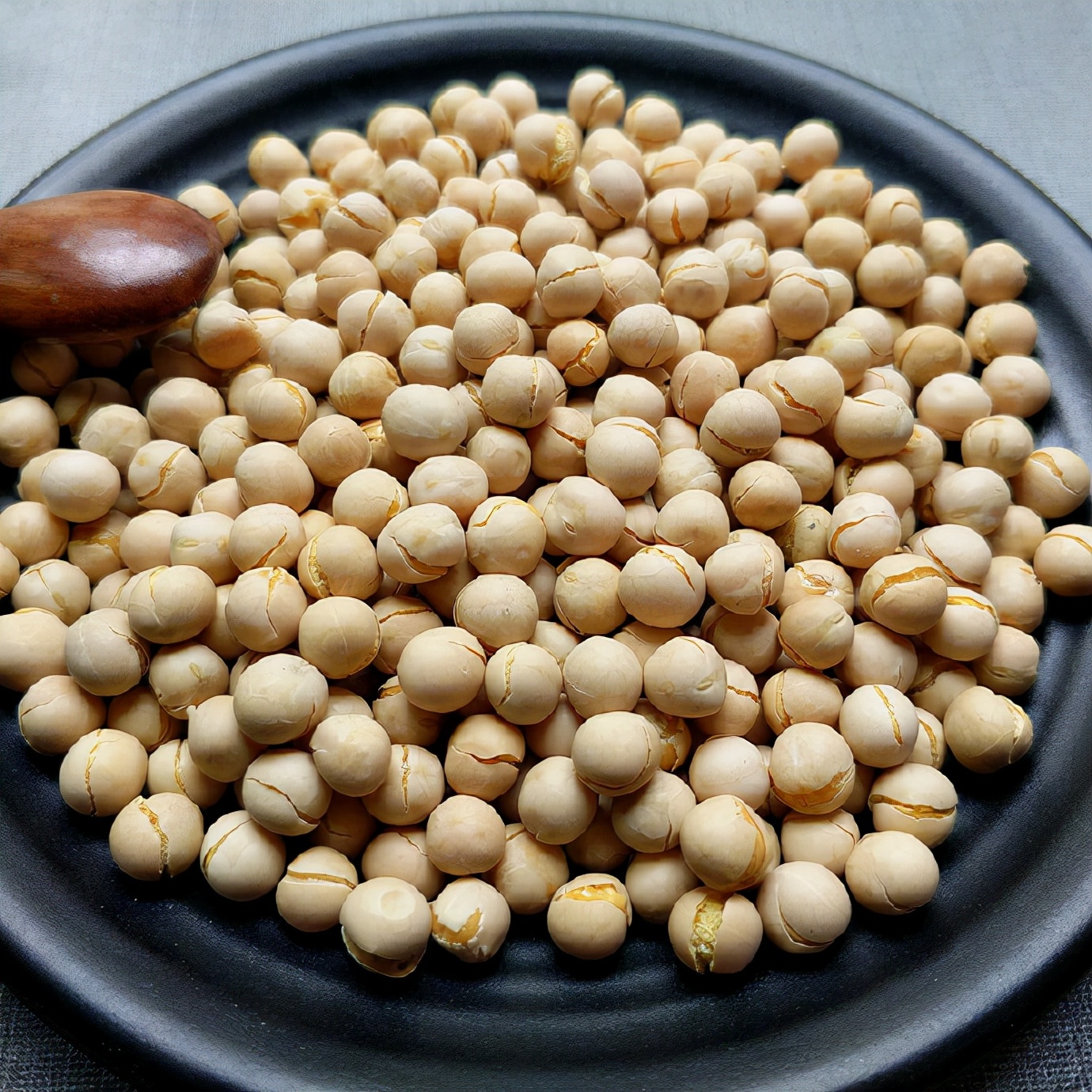 炒豌豆片川菜,炒豌豆用的黄色豆子