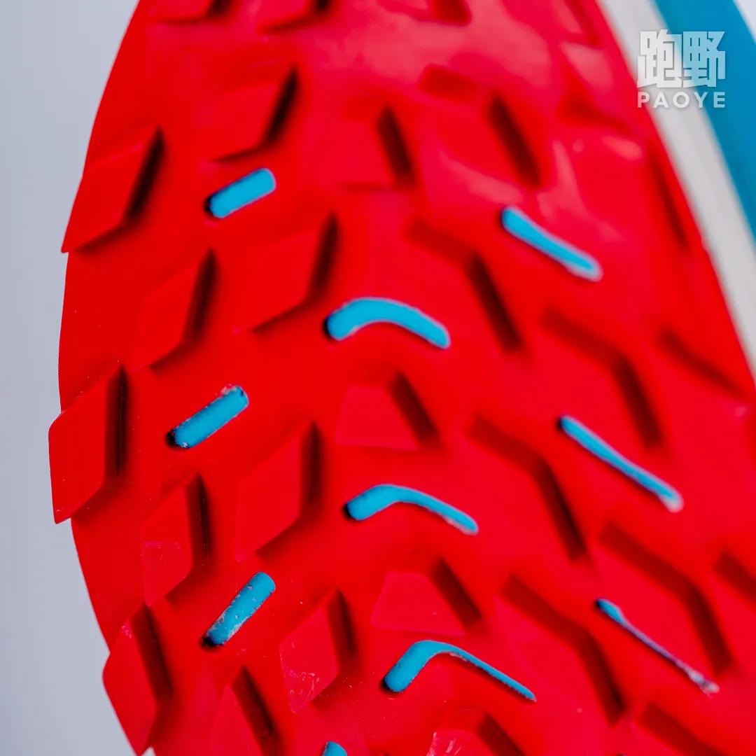 salomon越野跑鞋ultraglide2,salomonultraglide2