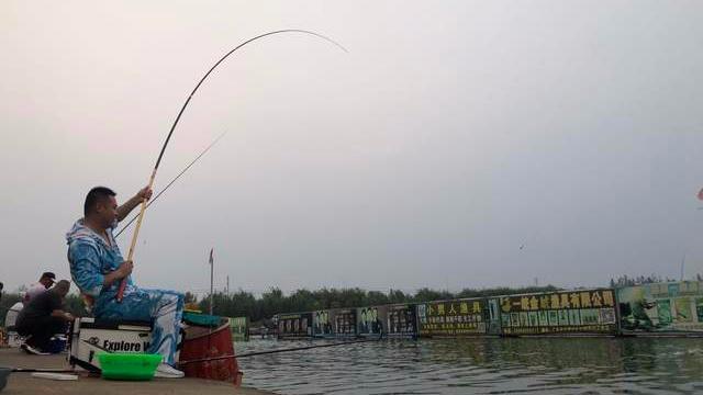 哪些厂家鱼竿好用又便宜,鱼竿都是哪些厂家贴牌