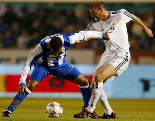 球场最强过人视频,球场最秀的动作