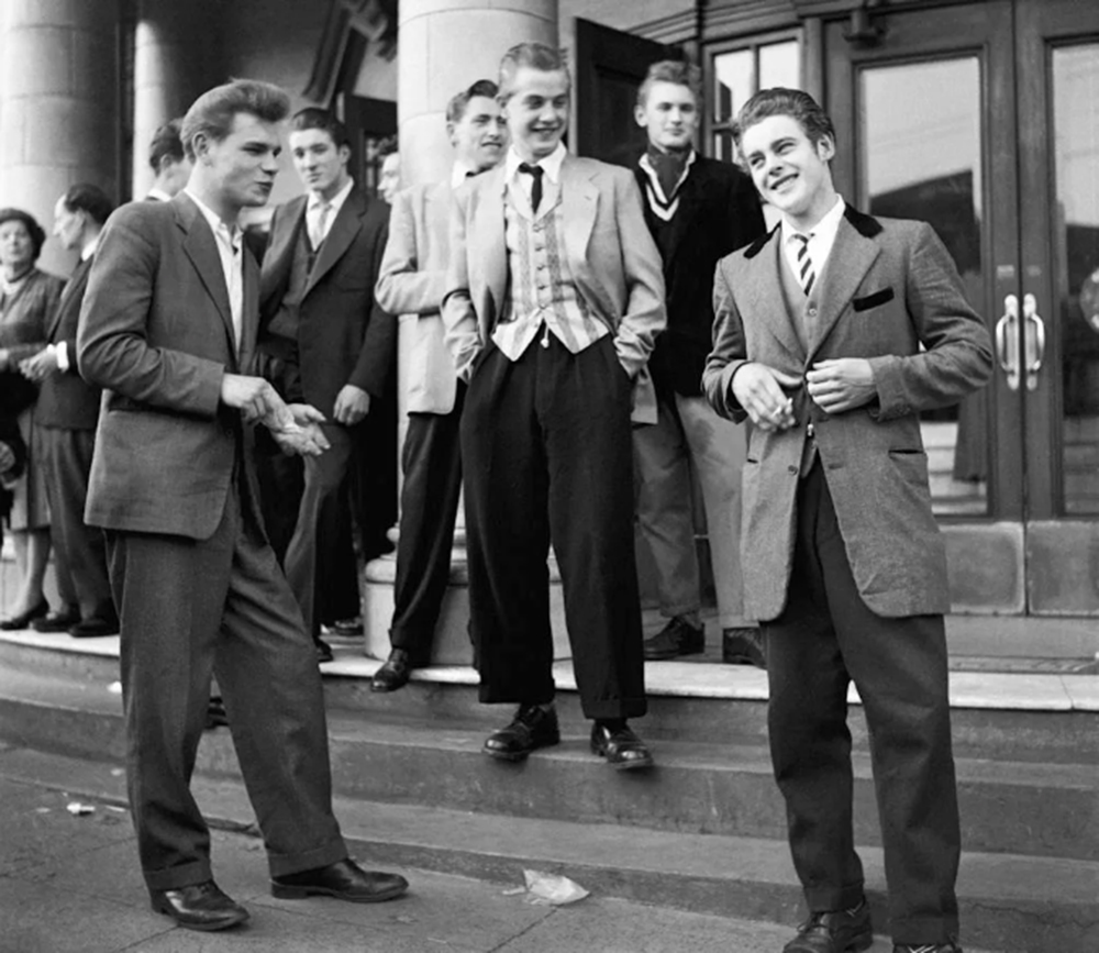 扒一扒宽裤子的那些事儿,驾驭不好,180㎝的陈晓也像170㎝