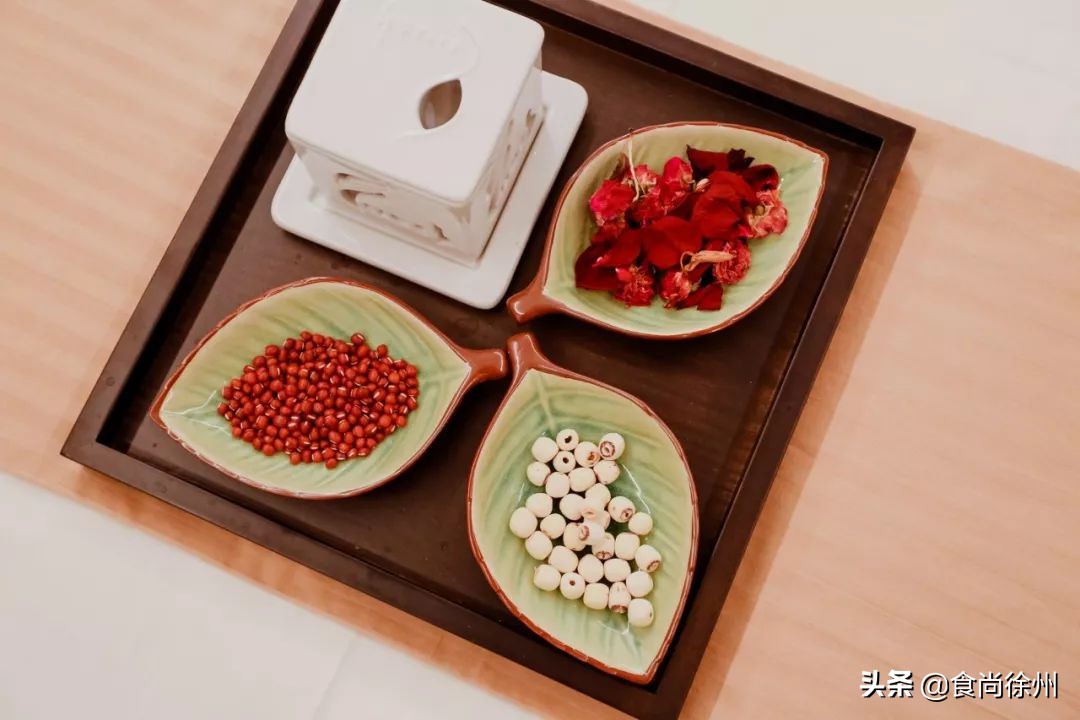 赛过活神仙的上一句,赛过活神仙逍遥自在