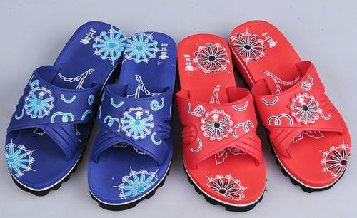 拖鞋黑黑的污垢是什么物质,拖鞋的污垢怎么才能刷干净