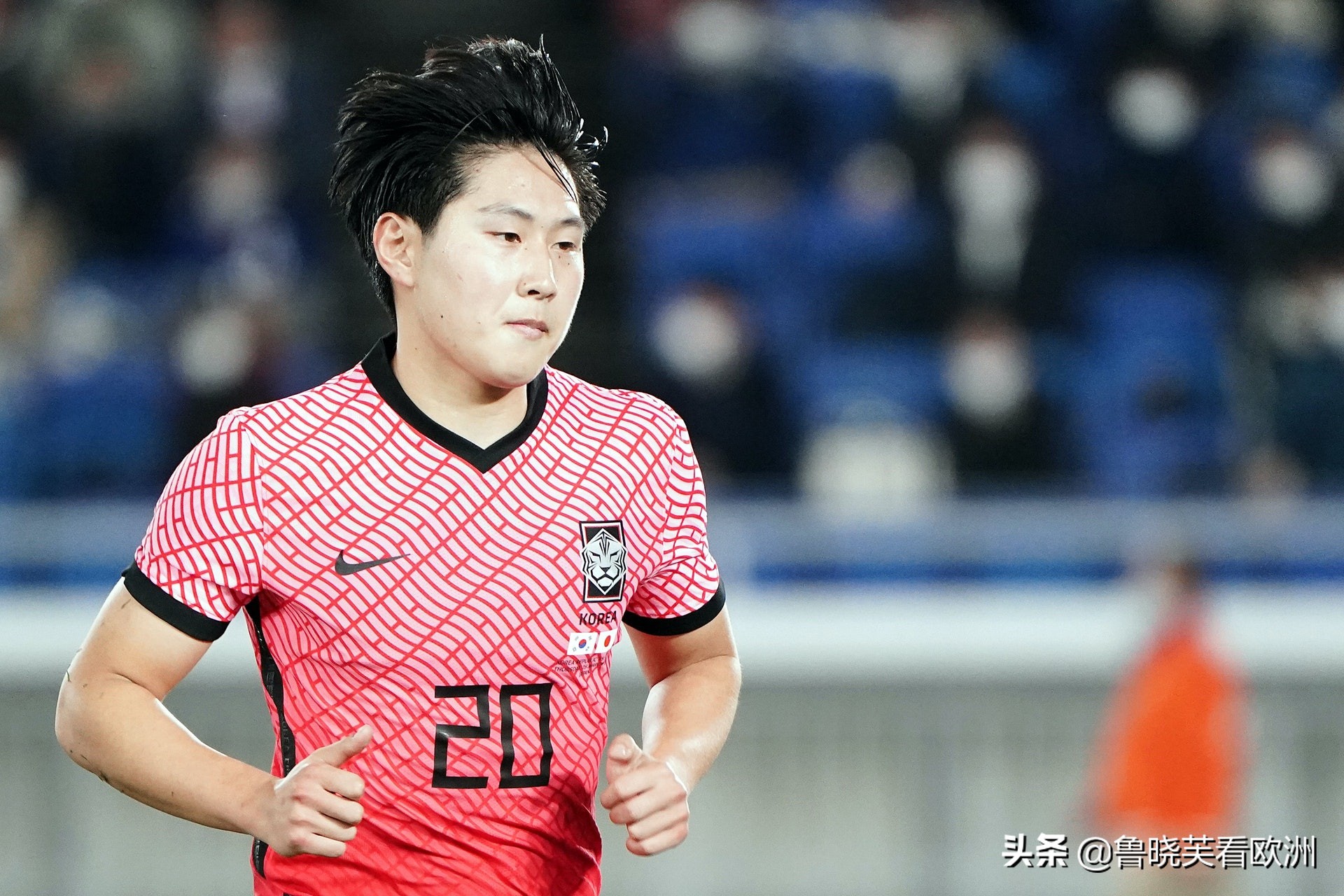 韩国和日本的足球队徽,韩国足球队的新队服