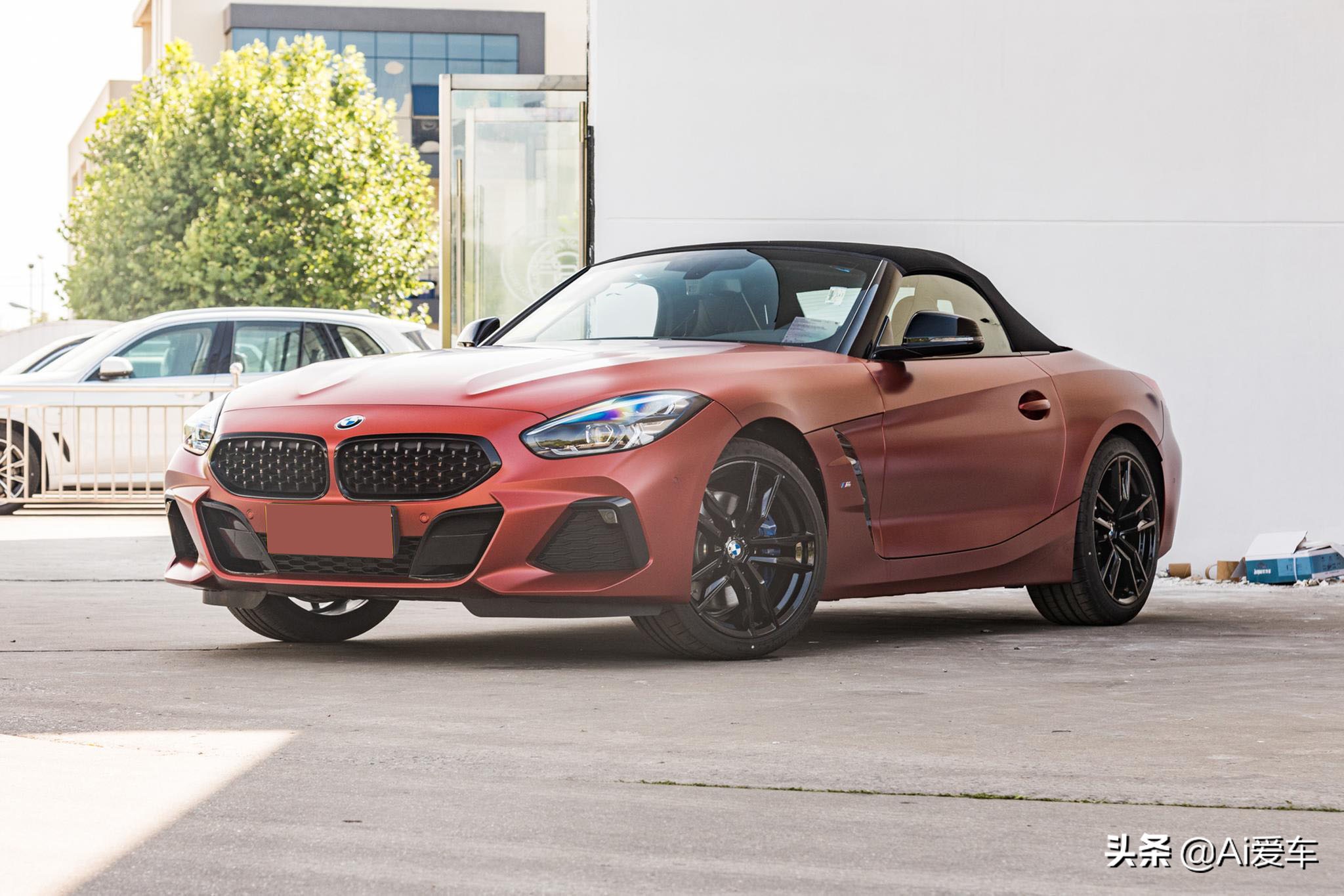 最便宜的宝马双门跑车,进口2.0T后驱,油耗6.4L,实拍宝马Z4