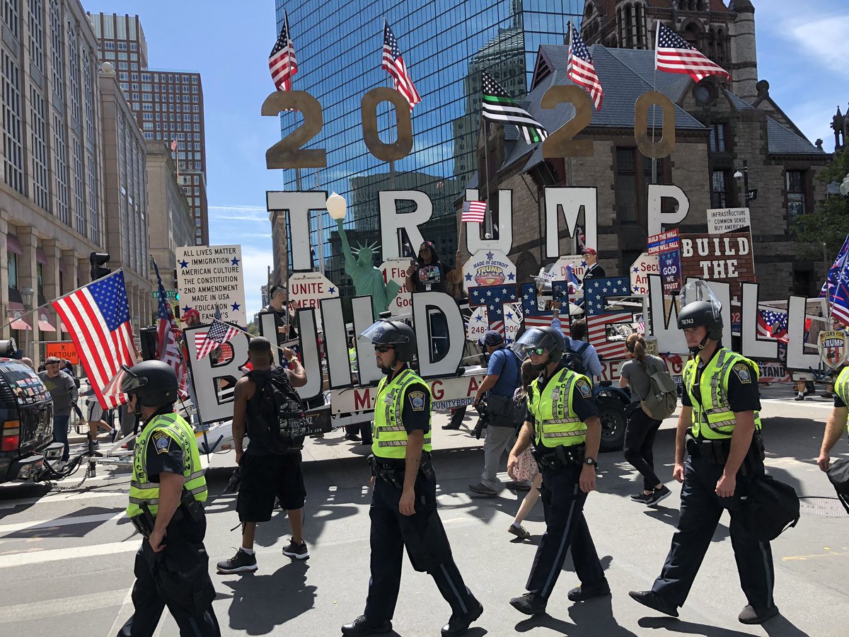 美国“直男”举行“异性恋*行游**”？结果反对者比*行游**的还多