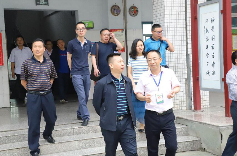 南充市嘉陵区火花三小,四川南充火花三小