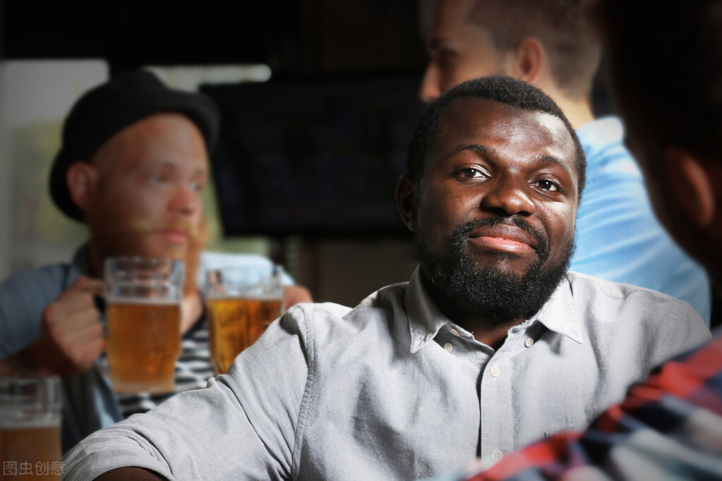 现在只差一个时差，此时冲到山神那里，那是土匪想不到的