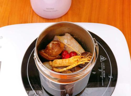 马上快要过年了大家准备好了吗,马上过年啦家里都开始备年货