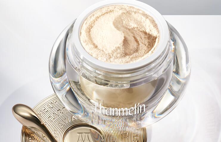 睡前可以用麦吉丽贵妇膏吗,睡前能擦保湿乳吗