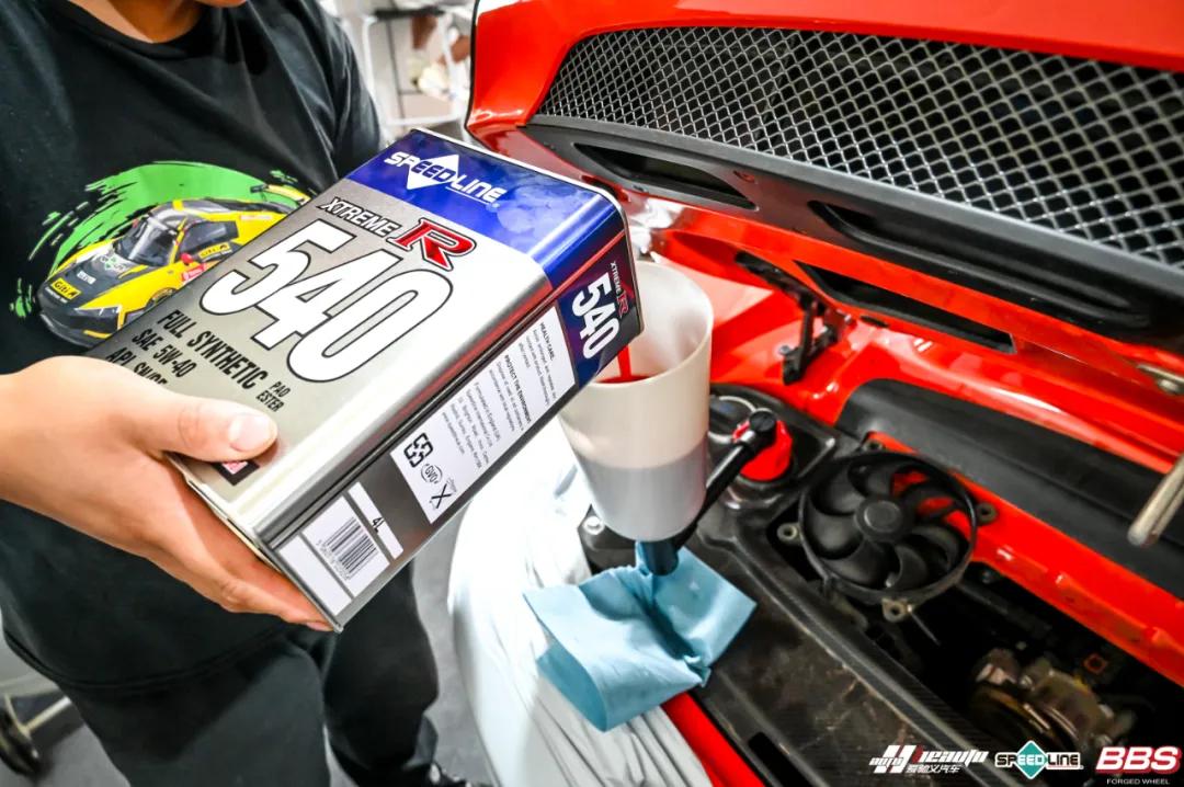 保时捷911gt3rs保养多少钱,提走一辆保时捷911gt3rs的过程