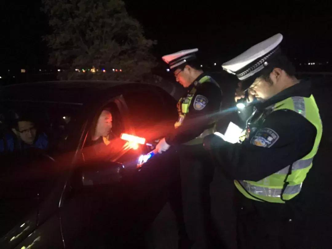 张掖交警大队严查,张掖交警夜查