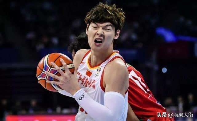 军人运动会武汉男篮,军运会八一男篮篮球赛王哲林