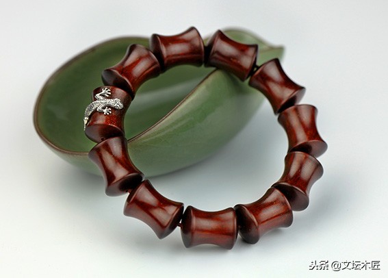 紫檀手串能不能直接玩,紫檀手串的寓意和象征