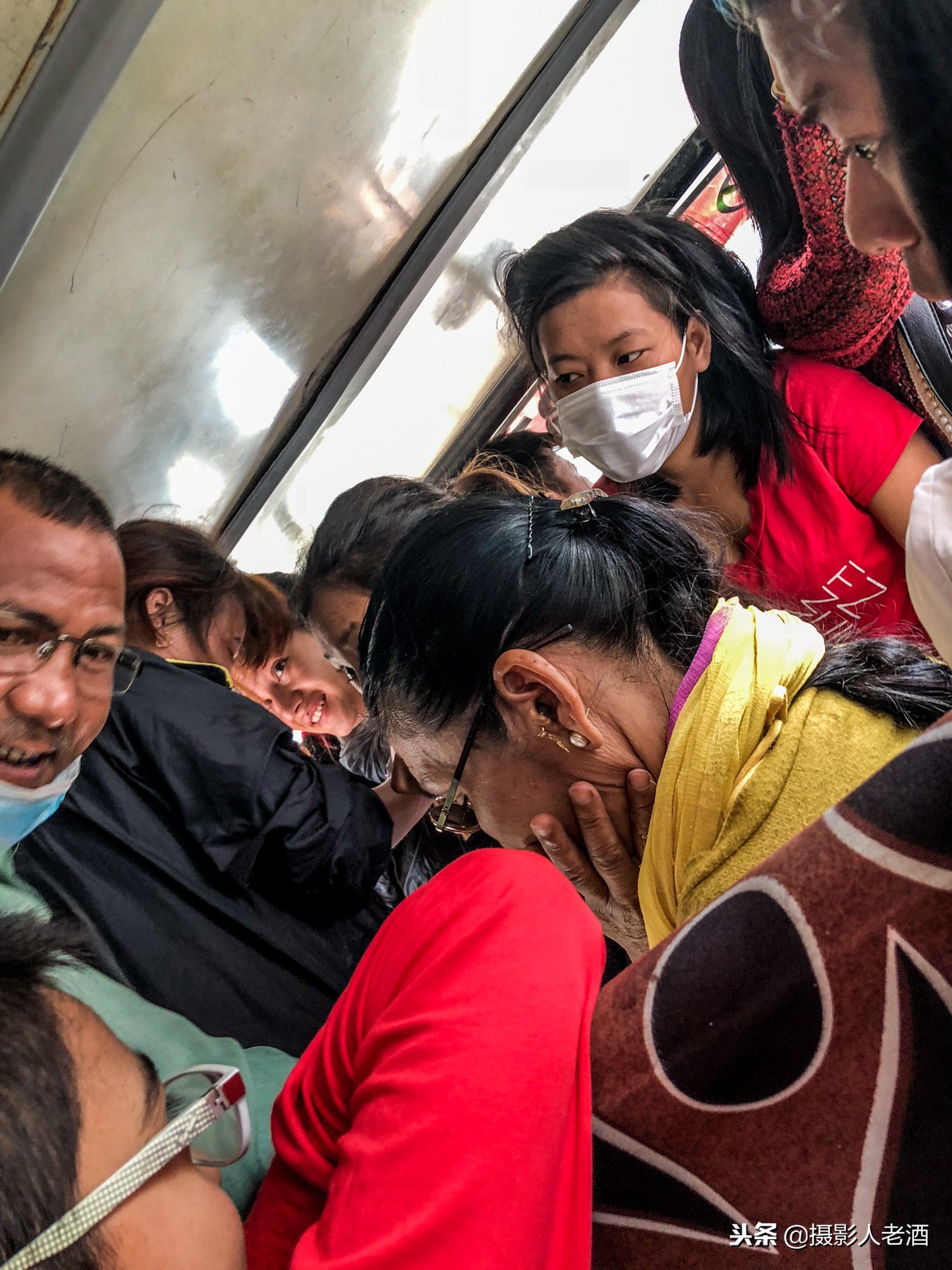 尼泊尔旅行攻略完整版,尼泊尔旅行攻略完整版免费