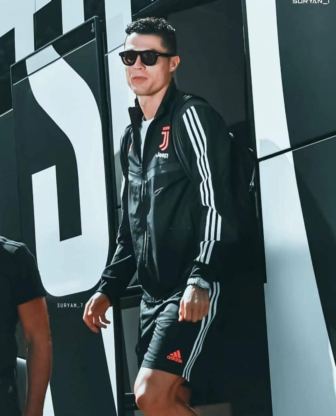 c罗从以前到现在的样子的壁纸,c罗高清壁纸1920x1080