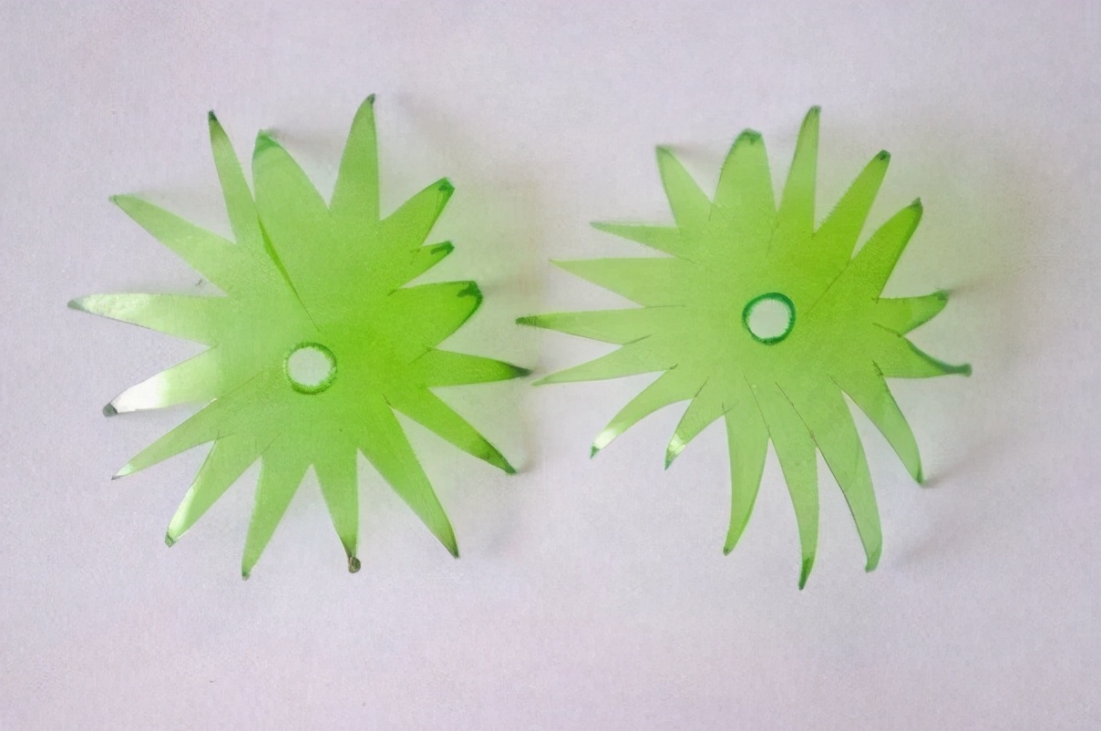 生活小技巧：用塑料勺子手工制作仿真花，装饰家居超漂亮，看教程