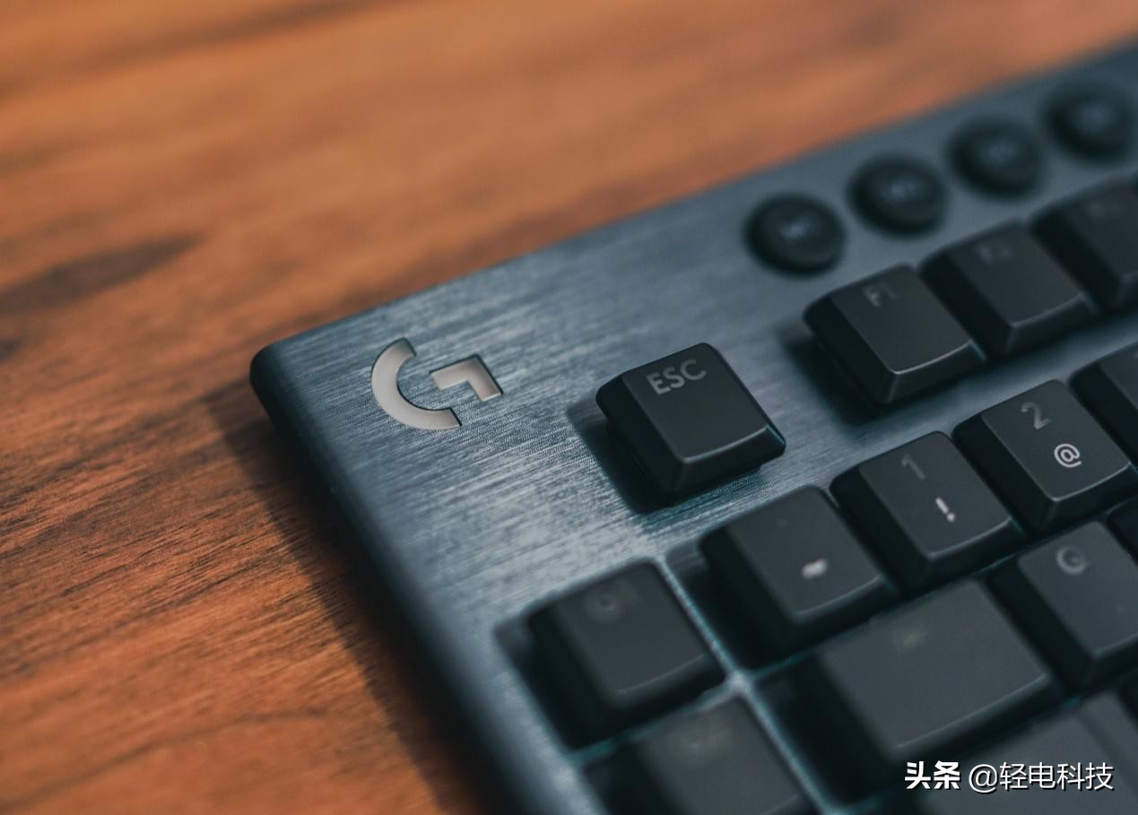 罗技G913无线机械键盘评测,罗技g系列鼠标键盘无线套装