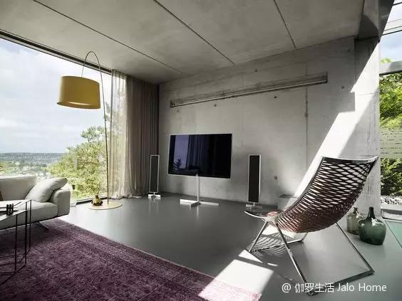 客厅可以有电视，但不该成为主角，它们可以摆成这样