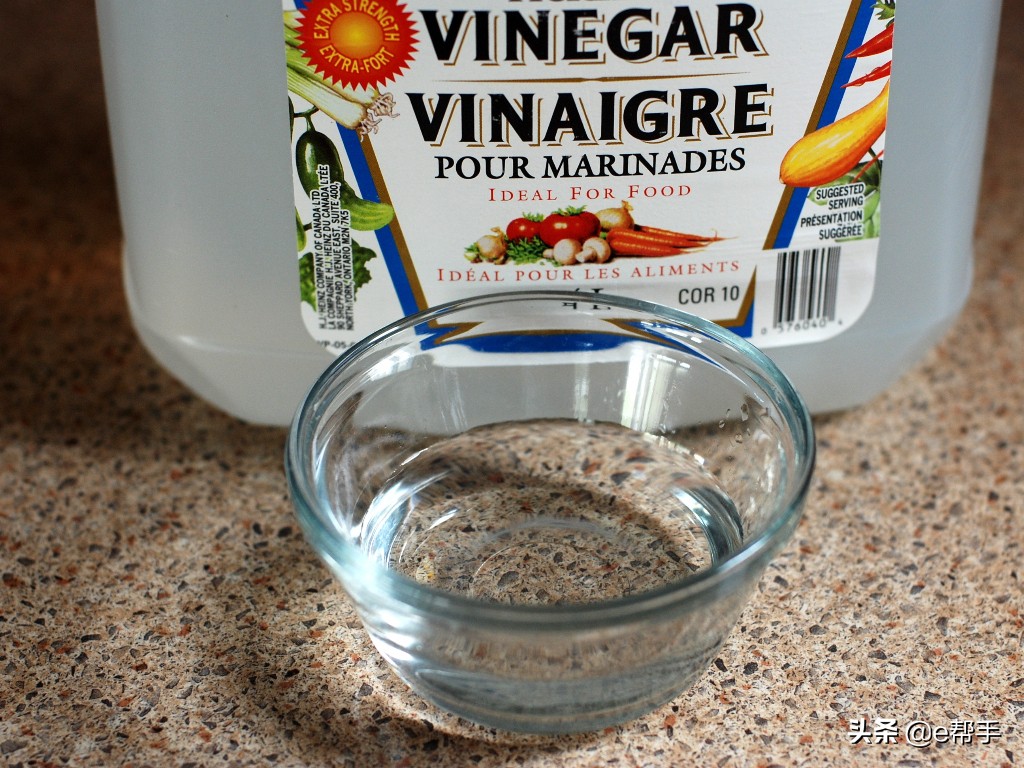 对于过敏患者，使用醋、小苏打清洗衣物安全吗？