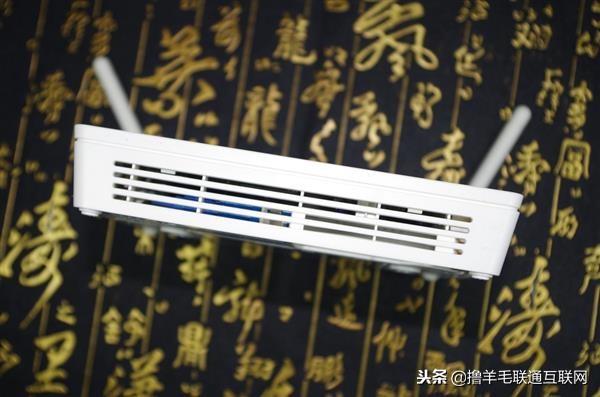 百兆光纤是什么意思啊,什么样的光纤能达到1000兆以上