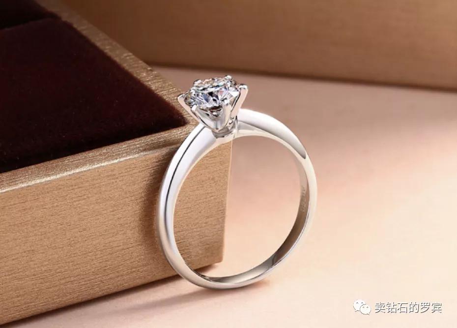 珠宝销售7步骤,珠宝销售技巧之十满足顾客虚荣心