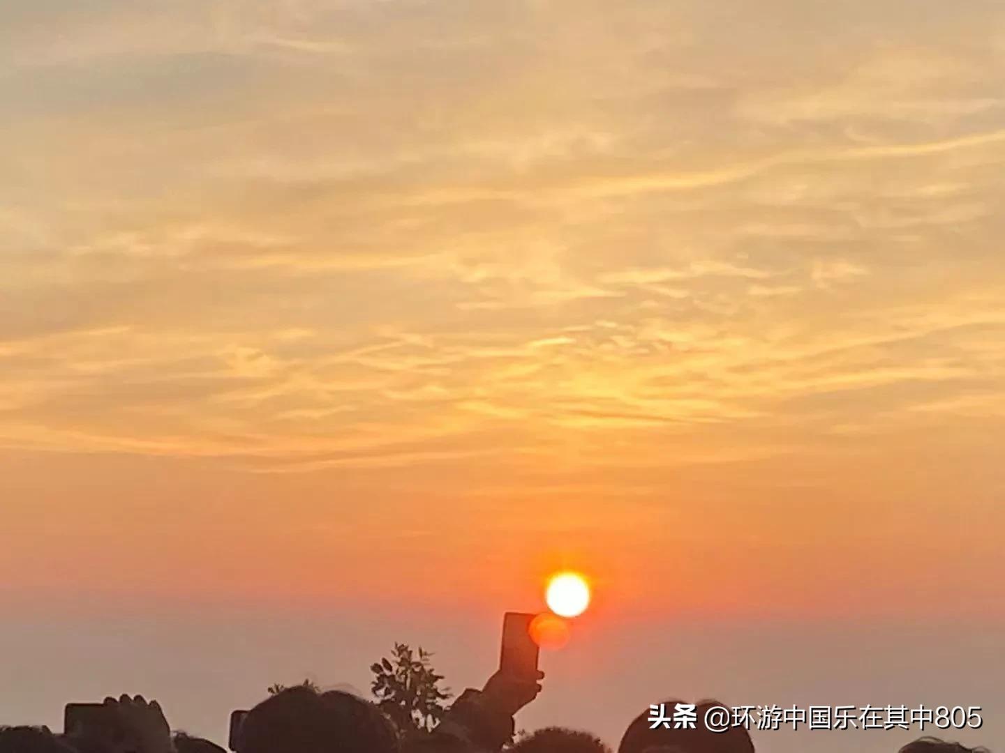 夜登泰山看日出攻略,夜爬泰山看日出后下山观景