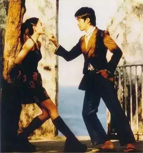 1999年至今多少年了,原来20年前是1999年呀是什么梗