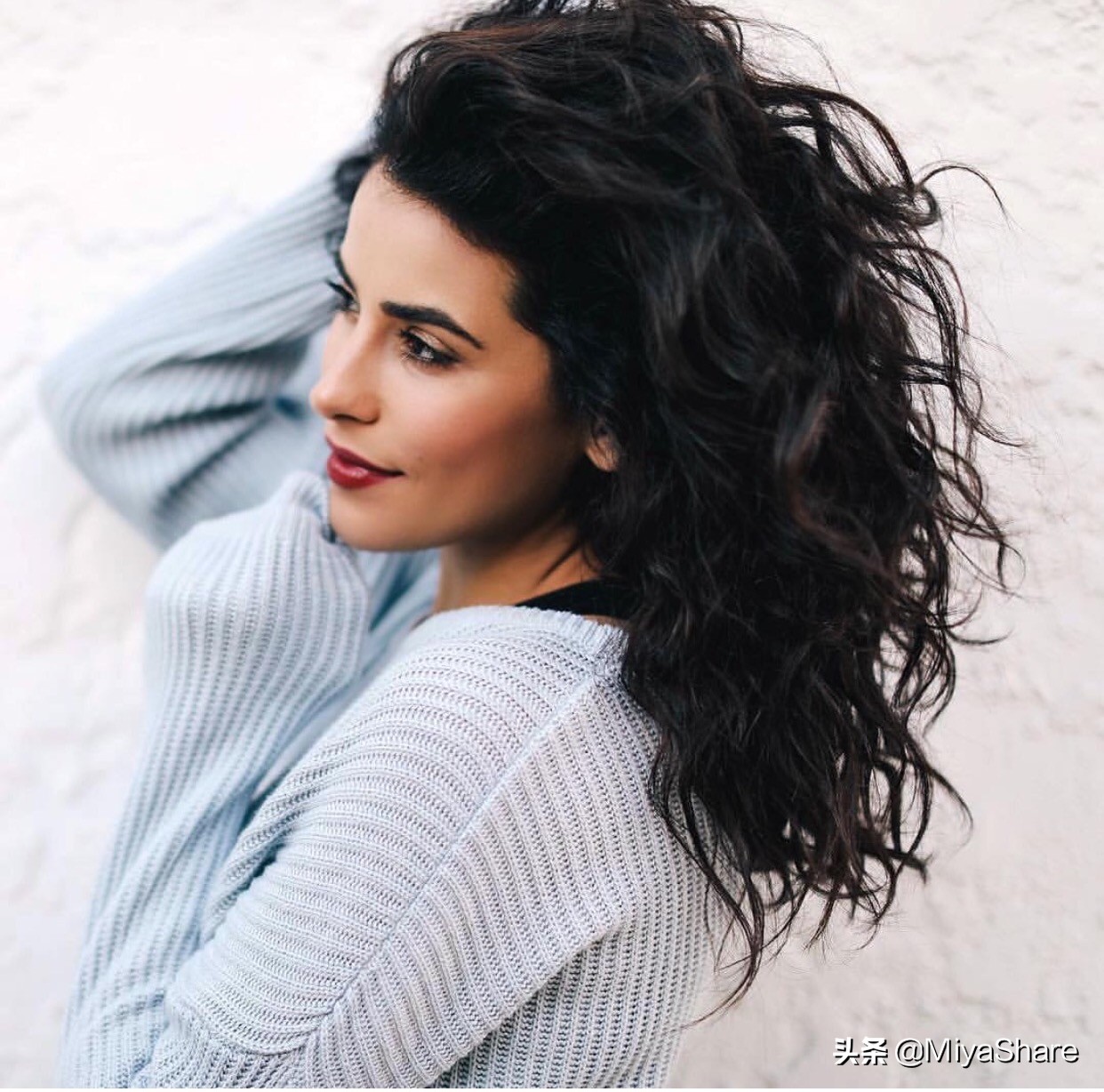 头屑太多了怎么办怎么洗也洗不掉,雪花一样的头屑怎么去除