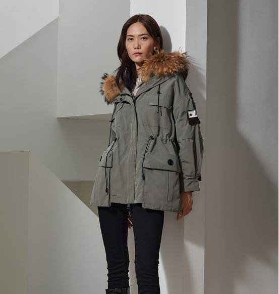 如何挑选女装款式,适合20多岁的女装品牌