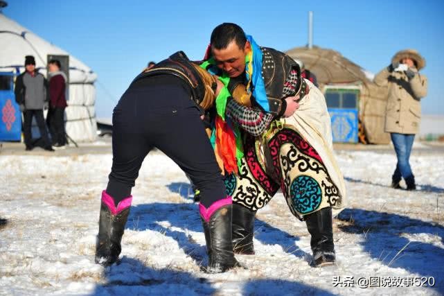 蒙古为什么爱摔跤,蒙古摔跤为什么有那么奇怪的动作