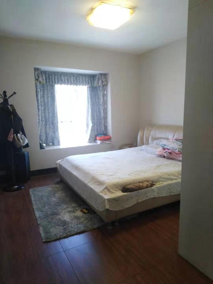 司法拍卖中山别墅,司法拍卖15套房成6套