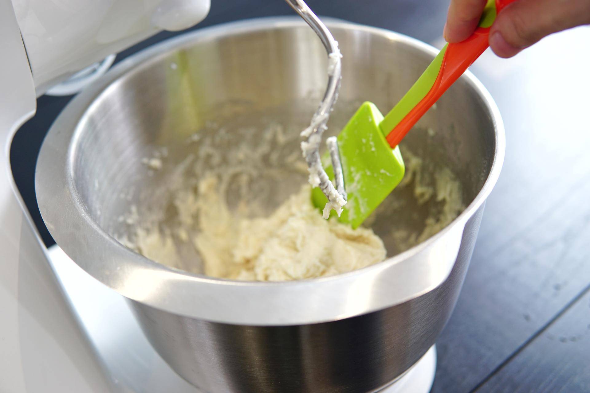 烘焙家用220伏小型和面机,烘焙和面机推荐