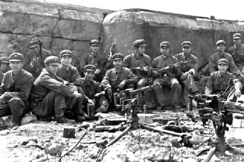 对越反击战打响，苏联要求中国立刻停战撤军，其他国家持何态度？