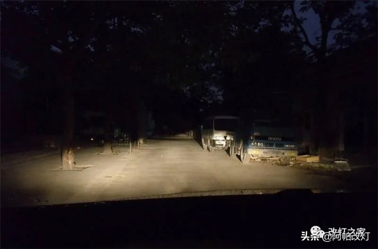 改灯需谨慎,车改灯一般改哪个灯好