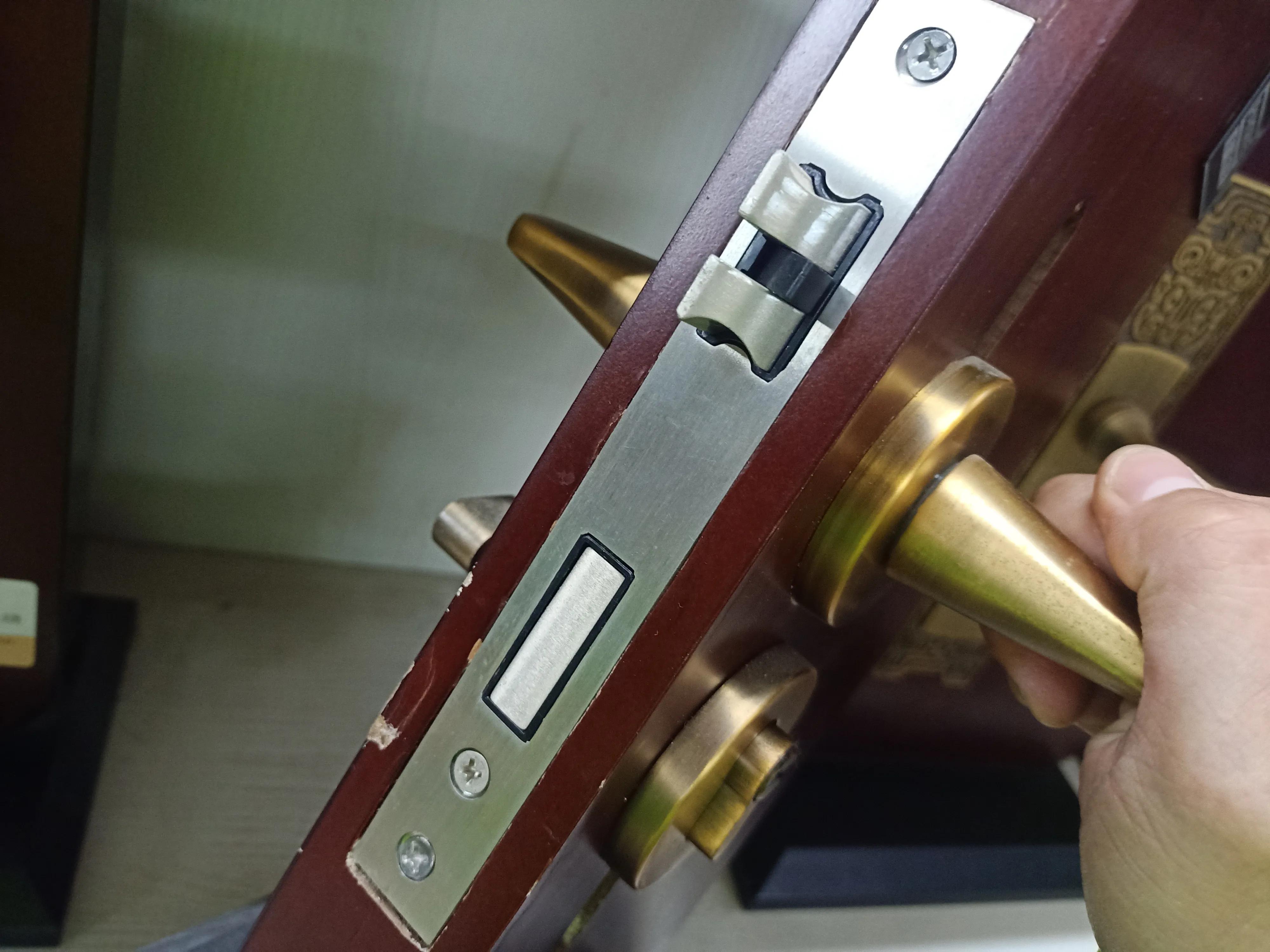 门锁静音的好还是带声音的好,门锁是智能好还是静音好