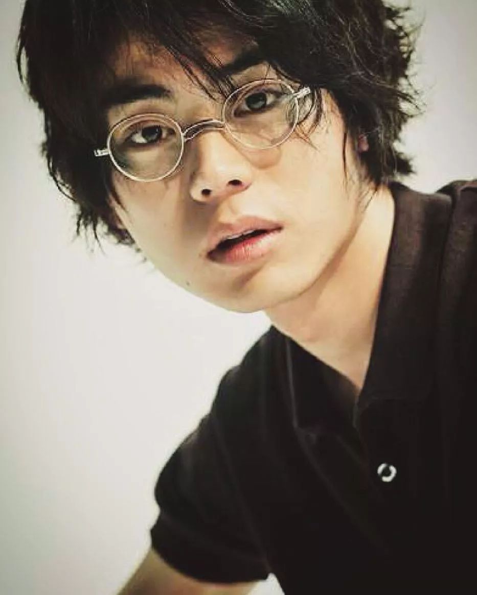 菜菜绪菅田将晖照片对比,小松菜奈菅田将晖绯闻历程