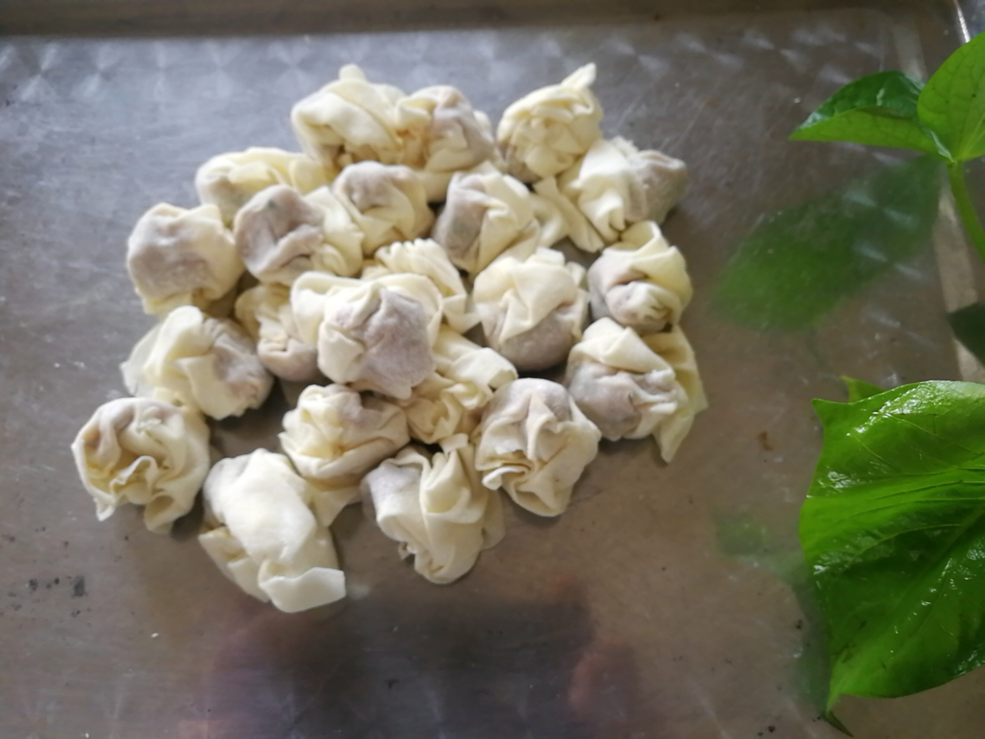 小馄饨怎么不散,包小馄饨的方法简单又好看