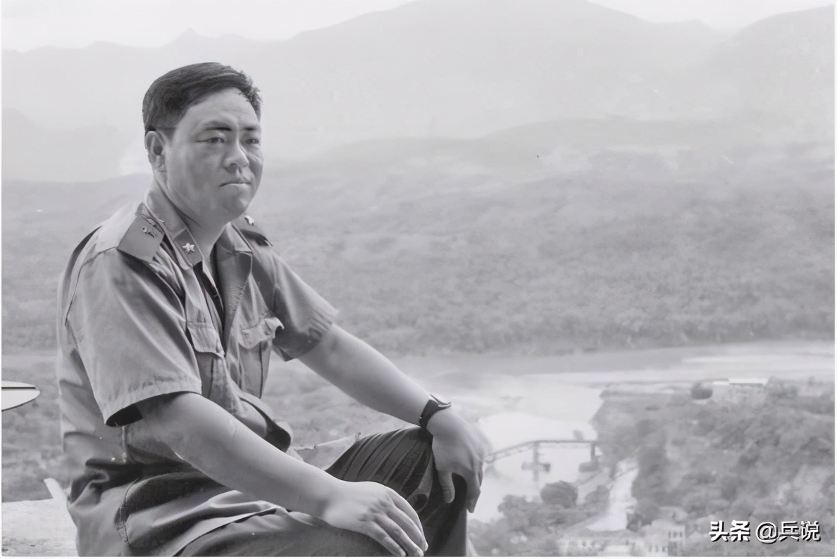 梁三喜靳开来指导员是谁,梁三喜最后立功了吗