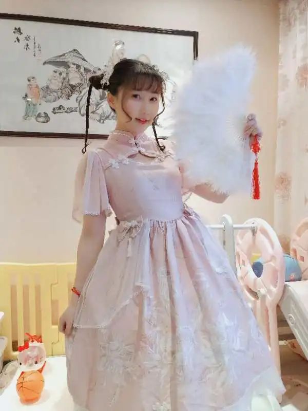 穿上小裙子就是美好的春天,穿上春天的裙子