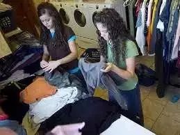 美国生17个孩子的夫妻,美国夫妇生了60多个孩子