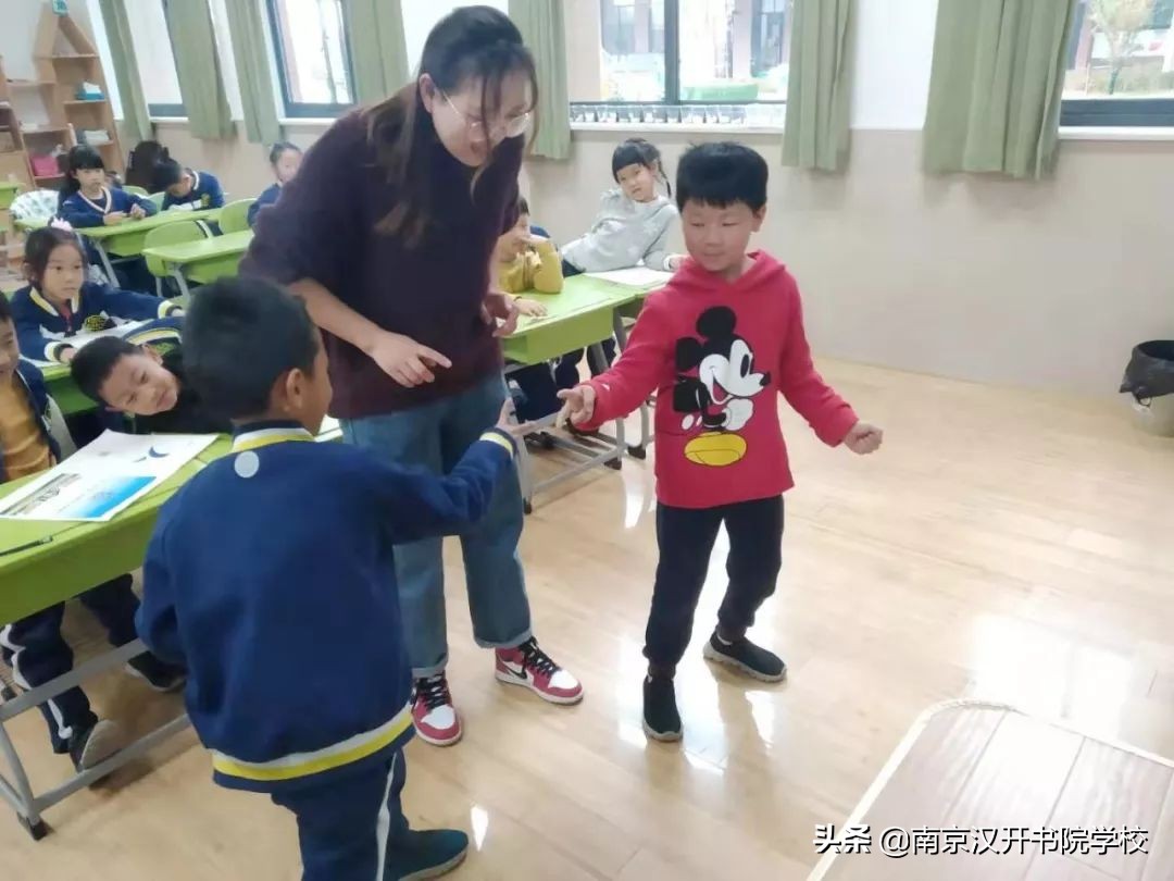 香港小学一年级课间活动,一年级学科嘉年华活动