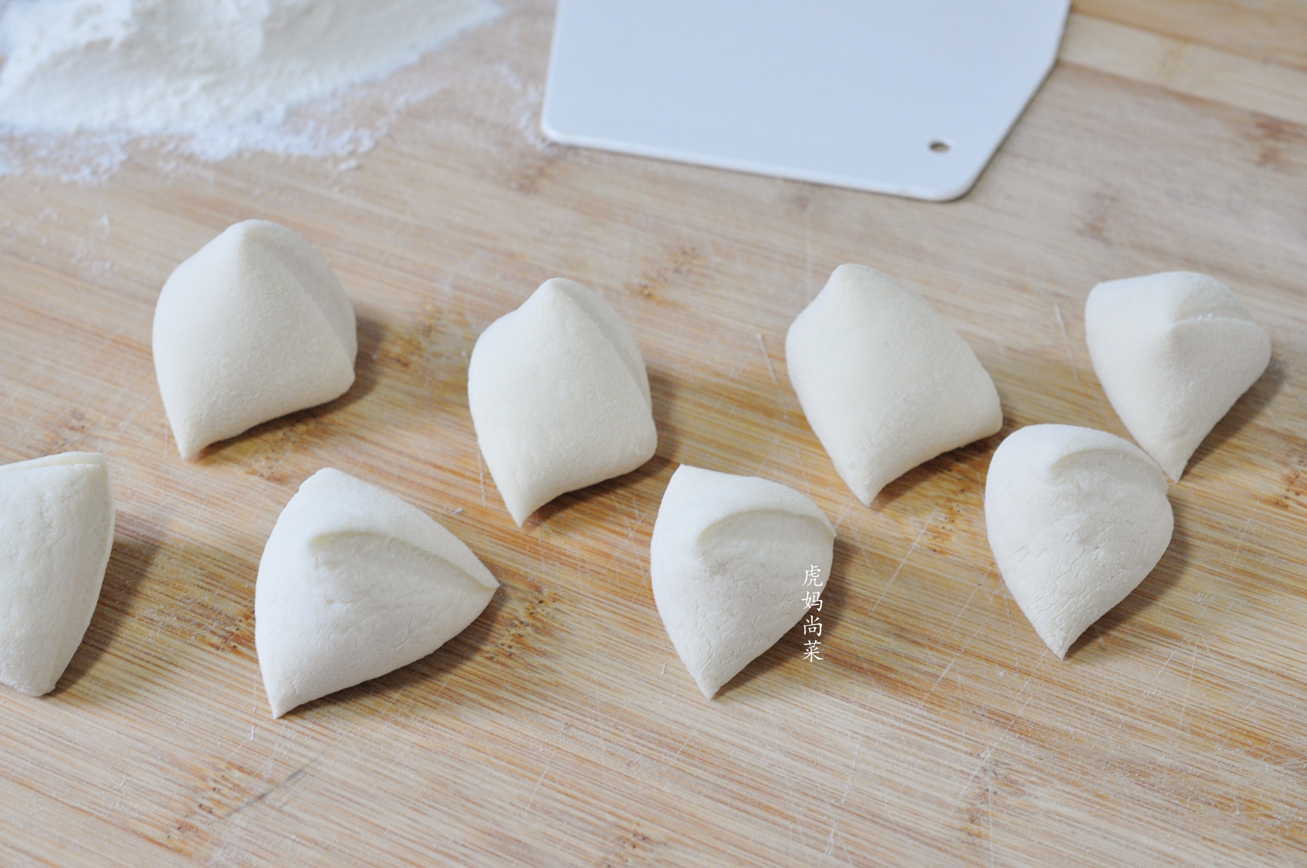 菠菜大包子，吃十个都不怕胖，薄皮大馅，鲜美不腻的秘诀