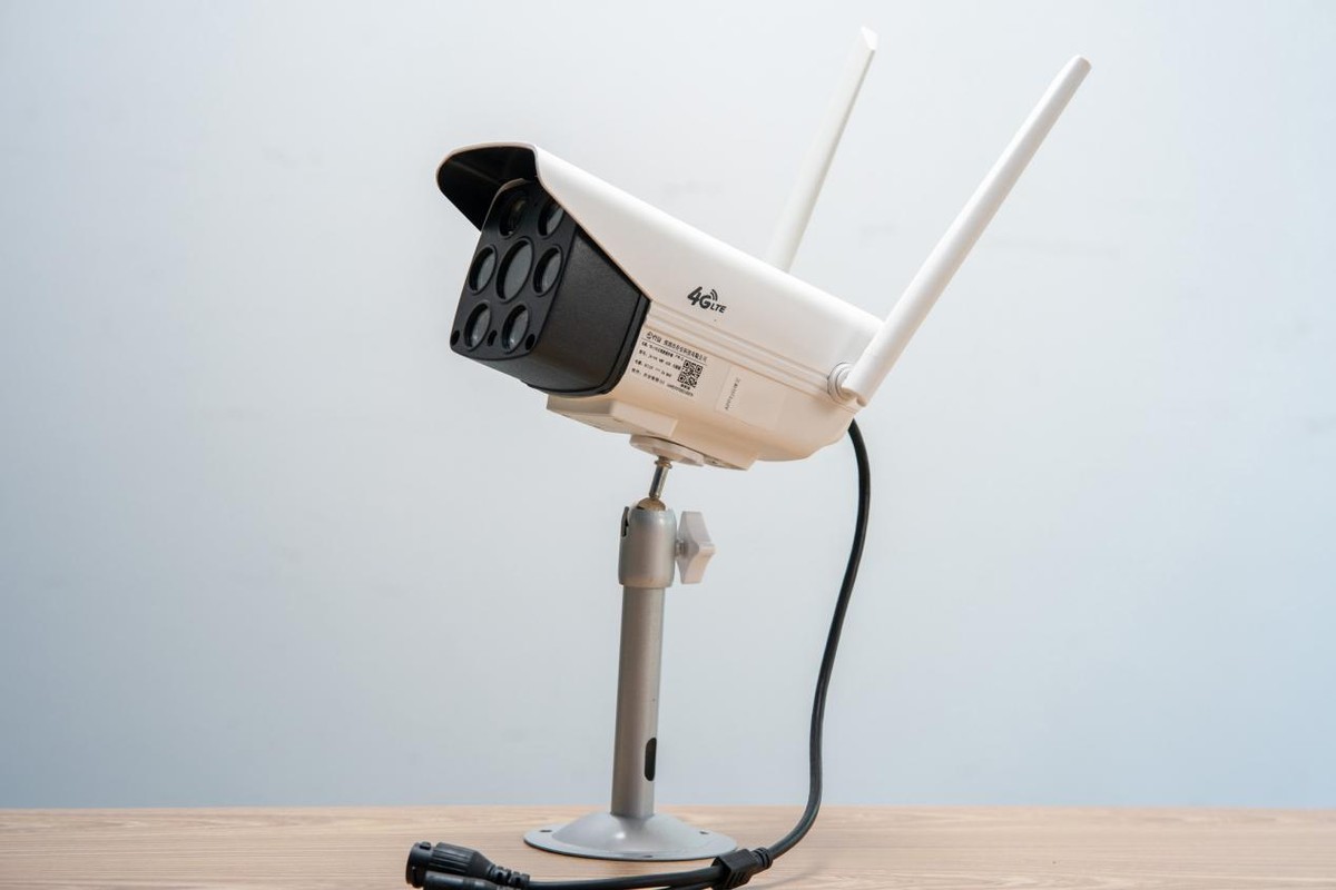 乔安智能监控摄像头带灯,乔安4g无线智能监控摄像头